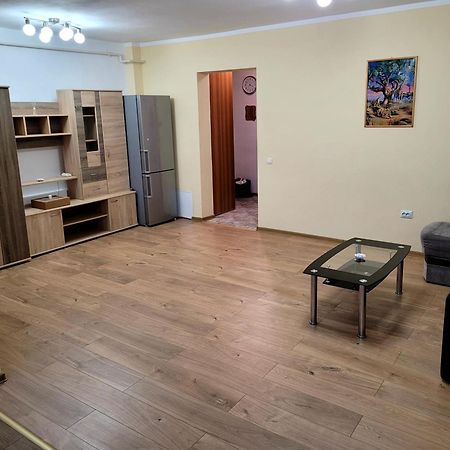 Apartament 2 Camere Флорешть Екстер'єр фото